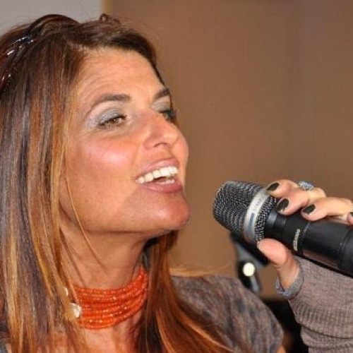 Monica Sarnelli al Moro di Cava dè Tirreni