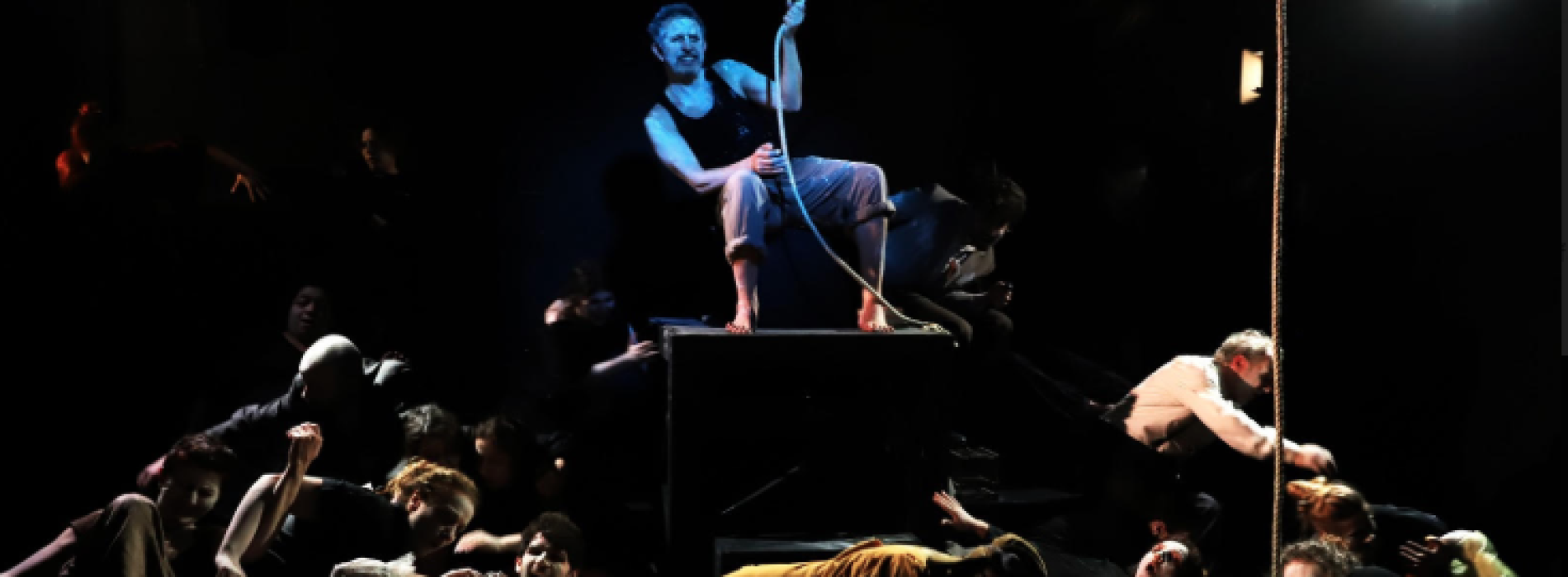 “Malditerra”, il debutto teatrale degli attori di Officina Teatro