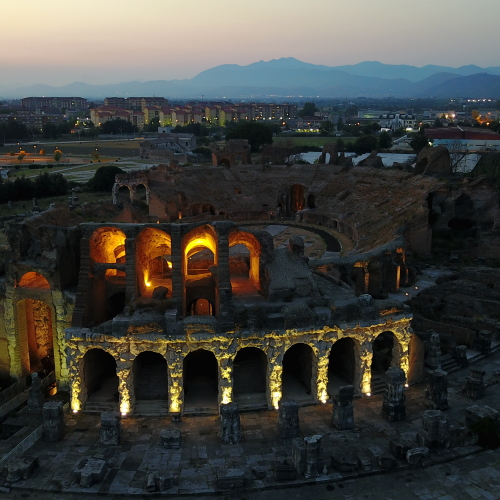Bella di notte, visite ed eventi nei “labirinti” dell’Antica Capua