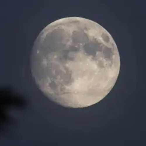 Notte di luna piena a fine anno, è un buon auspicio per il 2021
