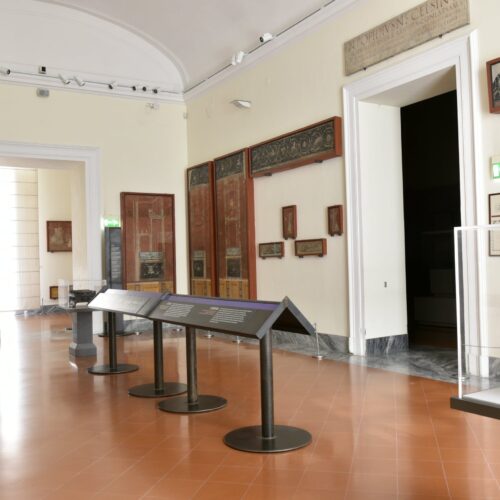 Cody Trip, in gita scolastica al Museo archeologico di Napoli