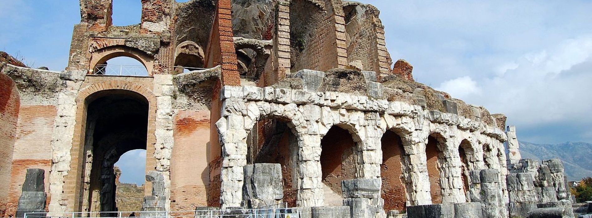 Incontri di Archeologia, al Mann gli Anfiteatri della Campania