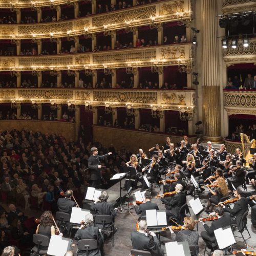 Teatro di San Carlo, torna il tradizionale Concerto di Natale