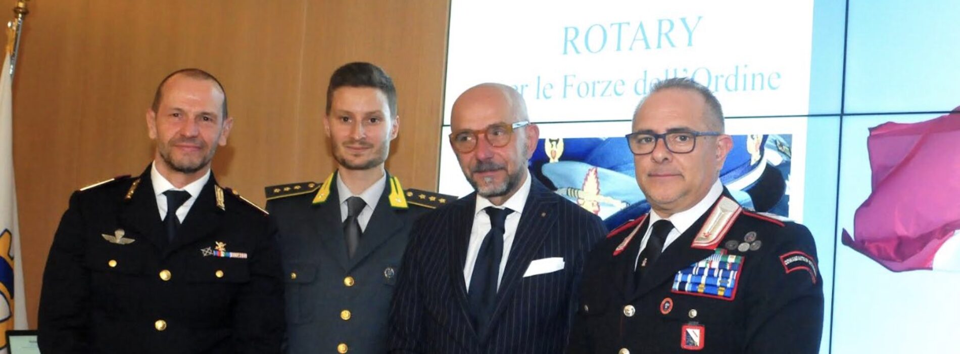 Rotary club Caserta, un riconoscimento alle Forze dell’Ordine